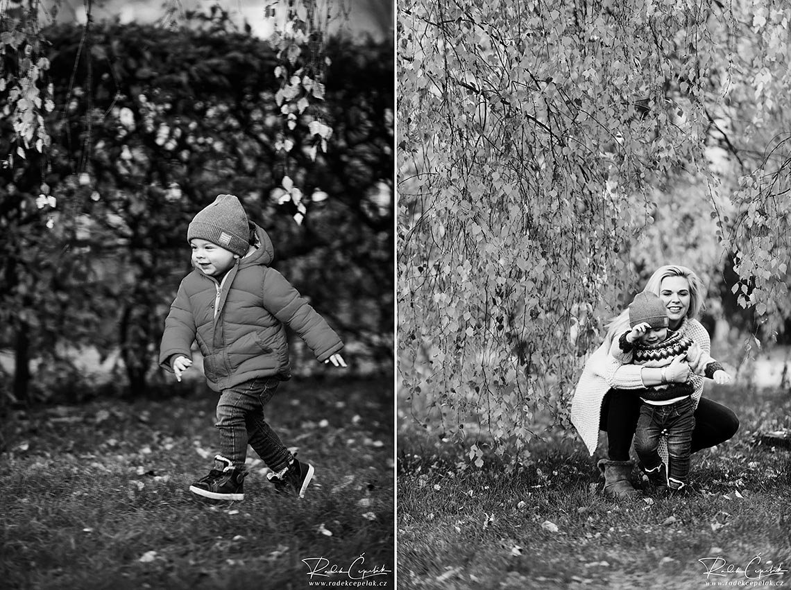 černobílé rodinné fotografie s maminkou