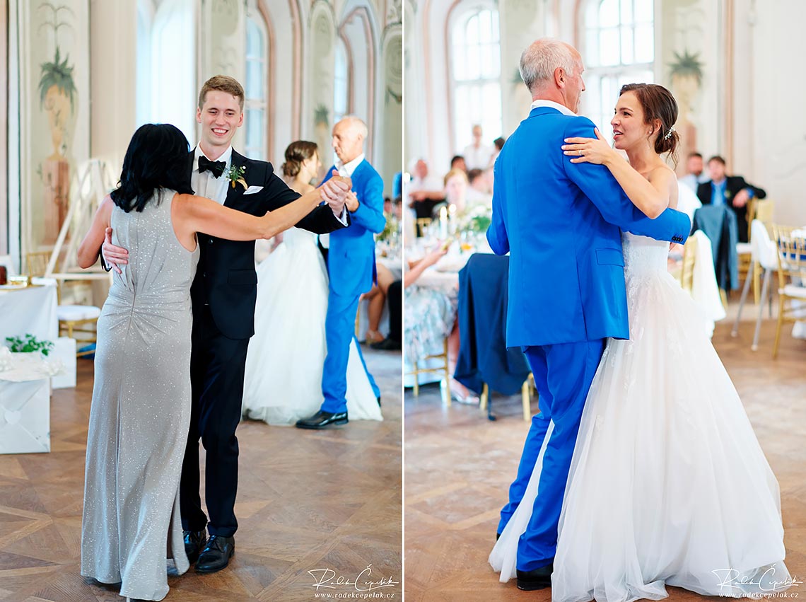 tanec nevěsty s tatínkem a ženicha s maminou na svatbě