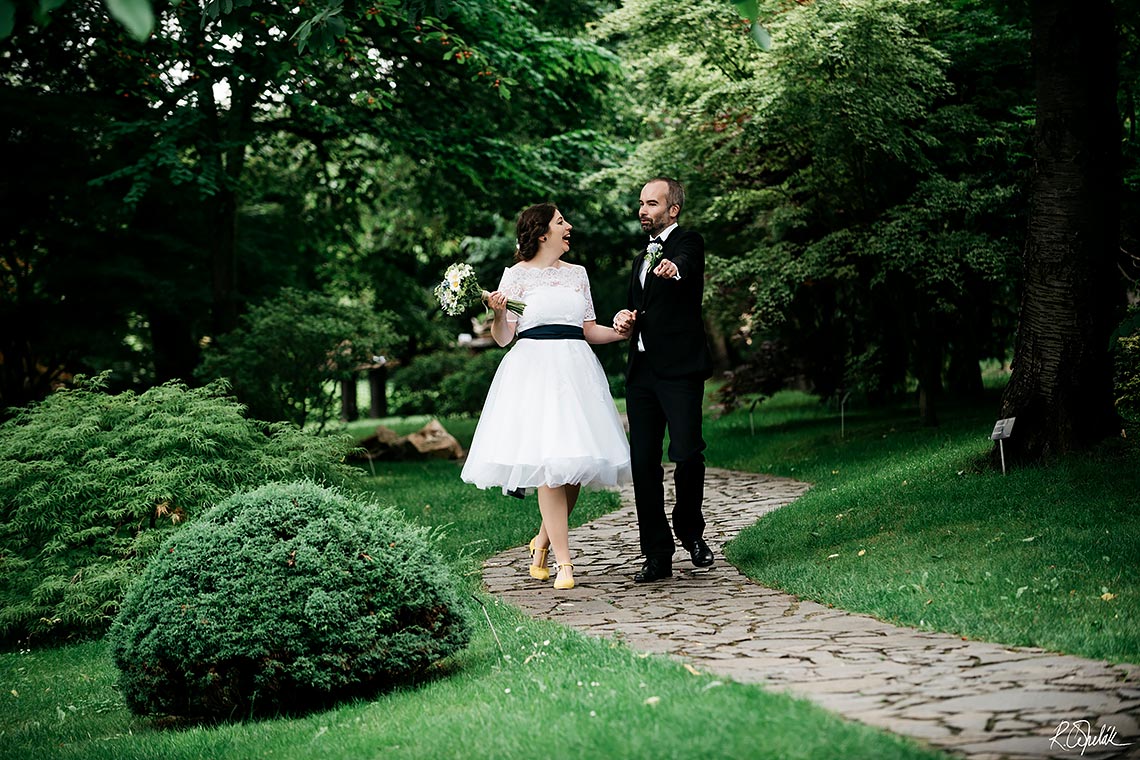svatební fotografie botanická zahrada v Praze