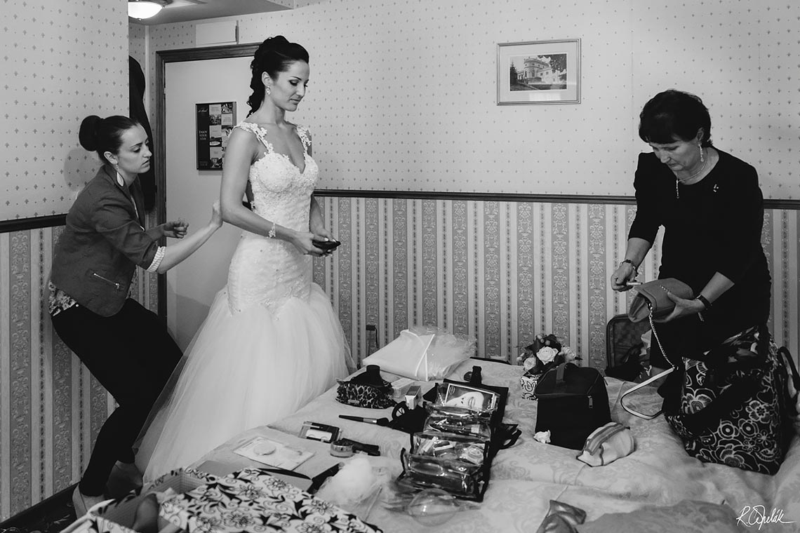 přípravy nevěsty v Chateau St. Havel