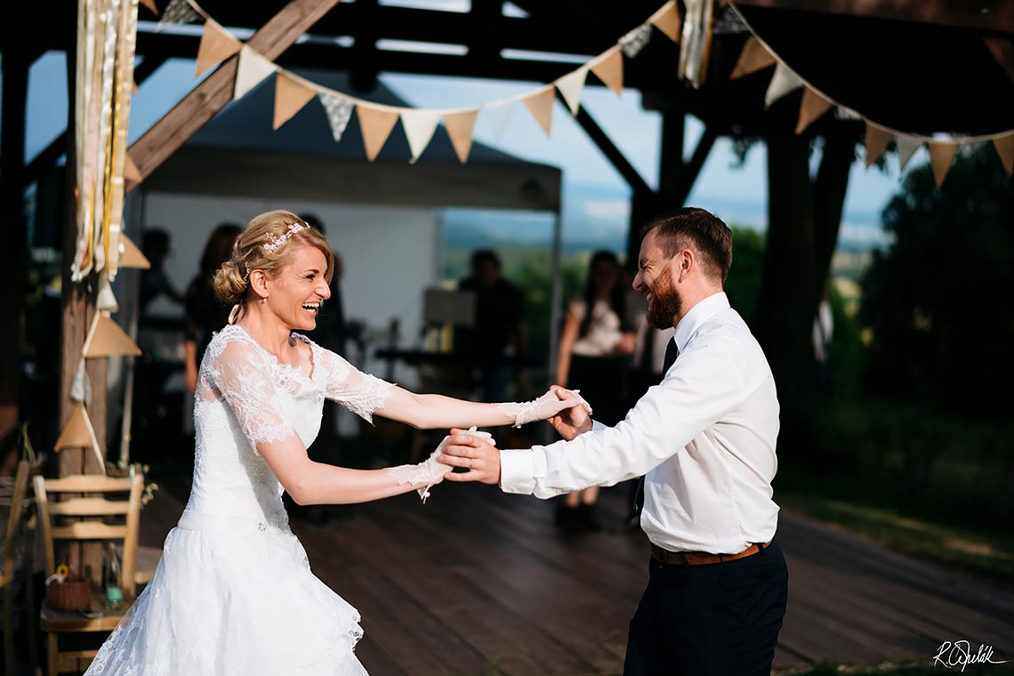 taneční zábava na svatbě ve vile Barbora na Hořičkách