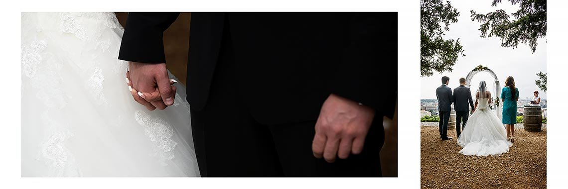 svatební fotografie nevěsta drží ženicha svatební fotografie nevěsta drží ženicha