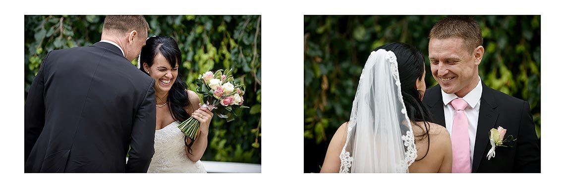 veselé svatební fotografie usmívající se nevěsty a ženicha veselé svatební fotografie usmívající se nevěsty a ženicha